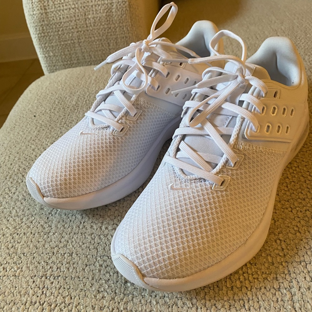 Nike Air Max Bella TR 4